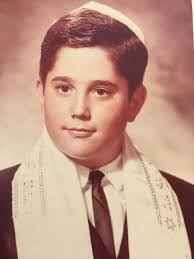 Bruce Diamond's Instagram, Twitter & Facebook