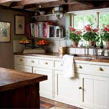 Farmhouse Kitchen Ideas Pictures Of Country Farmhouse Kitchens On A Budget New For 2021 English Country Kitchens Cottage Style Kitchen Cottage Kitchens