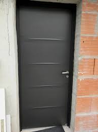 Fourniture Et Pose D Une Porte D Entree Bel M En Alu Ral 2100 Sable Modele Dune Pose Fenetre Entree Portes