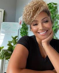 Derrick Crumpler's Instagram, Twitter & Facebook