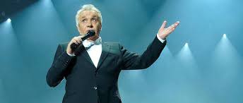 Et c'est tellement plus mignon de se faire traiter de con en chanson. Michel Sardou Sa Chanson Pour Le Pape Francois Le Point