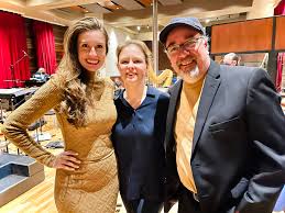 Mary Beth Nelson Zaros, mezzo-soprano