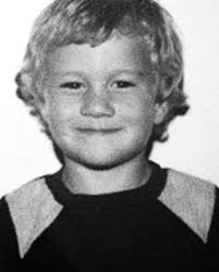 30 Rare Photos Of Your Favorite Celebrities When They Were Kids Celebrity Baby Pictures Celebrity Babies Young Celebrities
