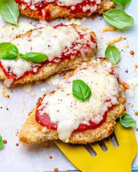 Looking for a healthier way to make chicken parmesan? Easy Air Fryer Chicken Parmesan Recipe Healthy Fitness Meals