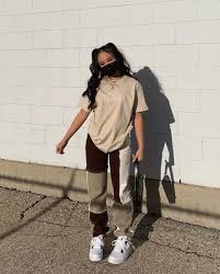 11+ different types of aesthetics for women (fashion) to inspire your personal style · 1. Ways On How To Achieve A Street Style Aesthetic Diazzee