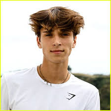 Josh Richards Launches New Gen Z Production Company With Mark Wahlberg