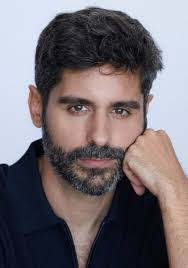 Miguel Diosdado's Instagram, Twitter & Facebook