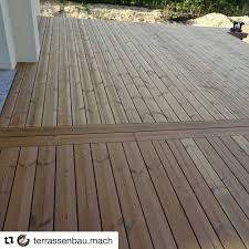 40 Qm Terrasse Verlegt In 30 Minuten Mit Dem Patentierten Clip Juan Von Gradconcept Die Dielen Aus Thermokiefer Von Lunawood Official Hat Terrassenbau