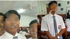 Mendikbud akui masih kesulitan benahi pemerataan guru. Miris Siswa Smk Ini Merokok Di Kelas Padahal Ada Guru Sedang Mengajar Tribunstyle Com
