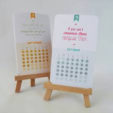 32 Super Creative Calendar Designs For 2015 Bashooka Creative Calendar Easel Calendar Calendar Design