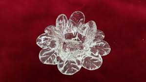 We have all sorts of handmade glass art and glass sculptures including glass animals, glass flowers, glass dragons and other glass sea creatures all bespoke and lovingly hand made at our studio. Murano Hand Blown Glass Flowers Small Open