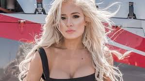 Scarlett bordeaux looks to be headed to wwe's nxt brand and the wednesday night wars could heat up in a big way. 5 Amazing Scarlett Bordeaux Matches Outside Wwe Sportswhy