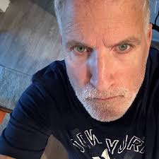 Terry Mackin (@terrymackin) • Instagram photos and videos