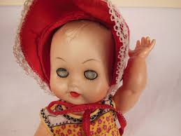 Vintage 9 vinyl drankje en natte pop met open ogen