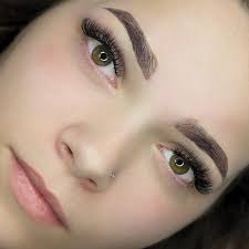 No makeup needed when your lashes and brows are flawless! Wake up ready to  go with this combo😍 Lash method- Hybrids Lash style- Soft cat eye Products  used- 0.03 & 0.15 D