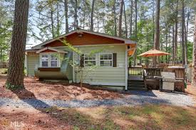 This vacation property is located within a private gated marina on corp of engineers land and. 5400 Kings Camp Rd 23b Acworth Ga 30102 Georgia Mls