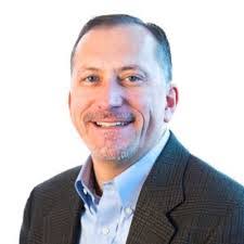 Elva Mathews's Instagram, Twitter & Facebook