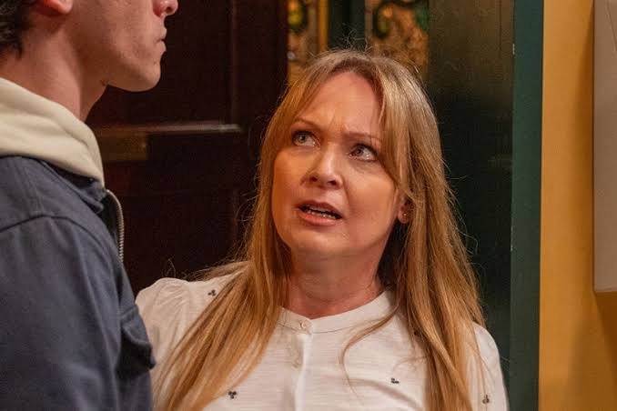 Emmerdale's Todd leaves Vanessa reeling ahead of horrifying Charity assault  - The Mirror