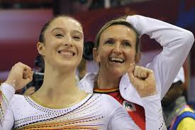 Na haar gouden medaille op de world cup in parijs in 2017 doet nina derwael er nog een gouden medaille bij op deze world cup. Historisch Nina Derwael Bezorgt Belgie Eerste Gouden Medail Gazet Van Antwerpen Mobile