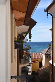 Situata a santa maria di castellabate, in campania, la casa nensy 2 offre un patio e la vista sul mare. A Casa Di Nonna Bianca In Santa Maria Di Castellabate Italien 10 Bewertungen Preise Planet Of Hotels