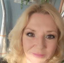 Linda Glover პროფილი