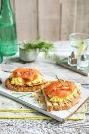 Once you discover how to smoke salmon with this easy and a fraction of the price for what you'd be paying at a breakfast/brunch when dining out. How To Serve Smoked Salmon 6 Ways The Fresh Times