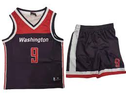 במידה והינכם מחפשים ביגוד ספורט וכדורגל, הגעתם למקום הנכון. ×ª×œ×'×•×©×•×ª ××™×›×•×ª×™×•×ª