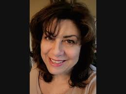 Lisa Rodgers's Instagram, Twitter & Facebook