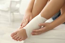 Managing the pain from a muscle strain requires rest, specific medical treatment and rehab exercises. Fracture Strain Or Sprain Tips Treatment Options The Centers For Advanced Orthopaedics