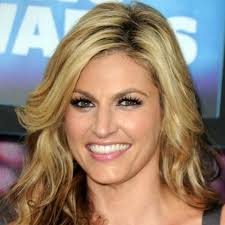 O en iyi gibi rolleriyle tanınır jen scotts içinde power rangers time force , ted mosby kız kardeşi heather. Erin Andrews Bio Age Net Worth Salary Boyfriend Husband Height