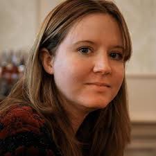 IPS board elects Annie Roof president