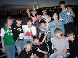 Tentunya wanita juga harus menyiaokan kualitas yang disukai. Brothers Svt Seventeen Seventeen Album Seventeen Kpop