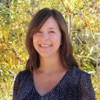 Beth Marinelli's Instagram, Twitter & Facebook