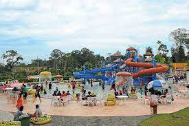 Melaka wonderland theme park & resort adalah taman tema dan resort air terbaru di malaysia yang terletak di ayer keroh melaka dan merupakan salah satu destinasi malaysia yang paling popular di melaka. Melaka Wonderland Photos Free Royalty Free Stock Photos From Dreamstime
