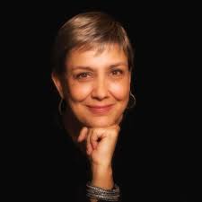 Caroline Baum's Instagram, Twitter & Facebook