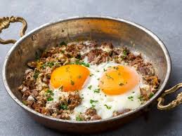 Kavurmalı Yumurta resmi