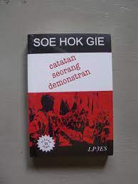 In indonesian, and two articles in buku soe hok gie. Blog Aku Daftar Buku Soe Hok Gie