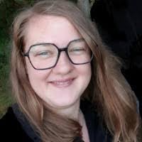 Melanie Hoff's Instagram, Twitter & Facebook