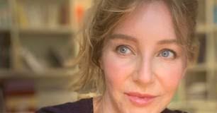 Publishing ... and Other Forms of Insanity: 10 UK Literary Agents Seeking  New Clients NOW