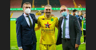 Ik heb alles al gehad van behandelingen, en er is niks meer over, klinkt het. Miguel Van Damme In Sportweekend Cercle Worldwide Shot Online Community Cercle Brugge Ksv