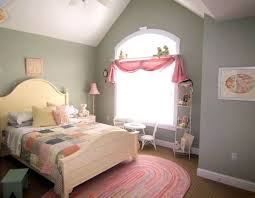 You can try the following ideas to encourage your children to paint. Kwtswxugiibf7m