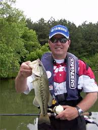 Nine BASS Pros Top 20 lbs.