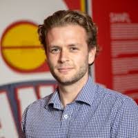 40+ perfiles de «Starkey»