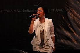 Universal music malaysia & lagu: Siti Nurhaliza Wikipedia Bahasa Melayu Ensiklopedia Bebas