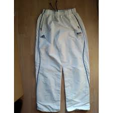 Historiquement, les bleus possèdent deux jeux de maillots : Achat Survetement Equipe De France Pas Cher Ou D Occasion Rakuten