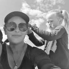 Hi I'm Cheryl Mcfarlane.. I'm the proud new owner of CM Collecting Memories  NZ. I've been a stay home mum for 8 years, we have 3 beautiful daughters  but they are growing