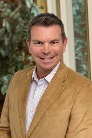 Kevin Mandeville's Instagram, Twitter & Facebook