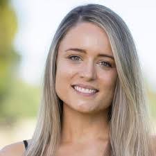 Lucy Holland's Instagram, Twitter & Facebook