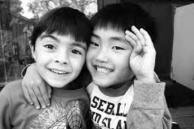 Race for White House moves to Minnesota