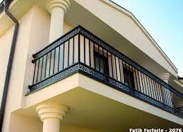 Wrought Iron In Architecture 107 Fences And Railings Balcony Railing Design Balcony Grill Design Iron Balcony